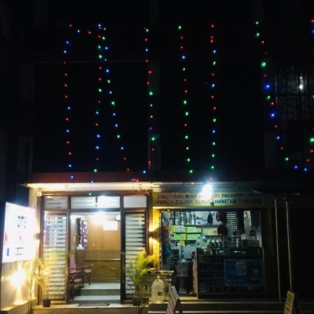 Hotel Nakshatra ウーティ エクステリア 写真