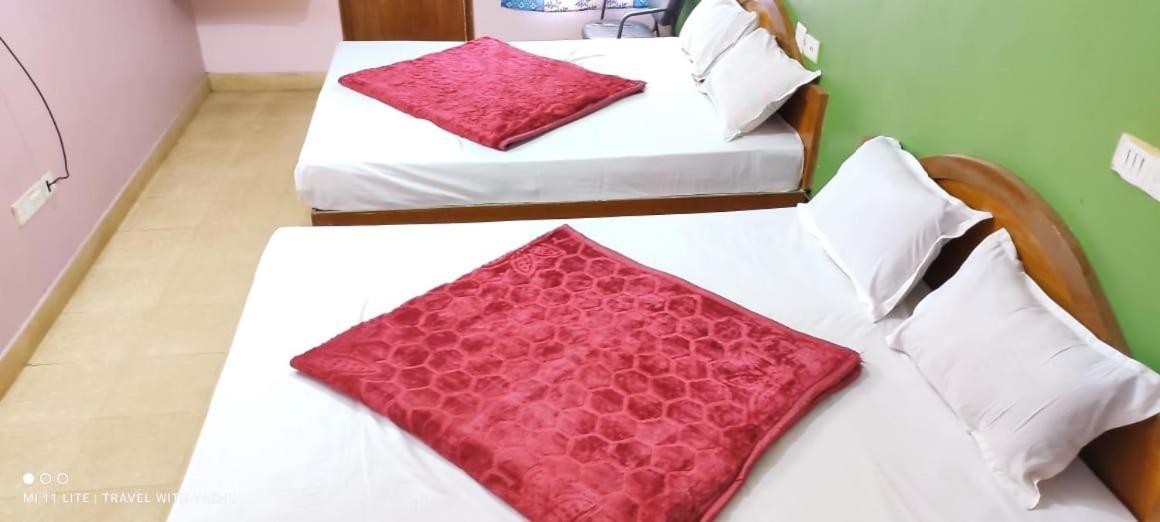 Hotel Nakshatra ウーティ エクステリア 写真