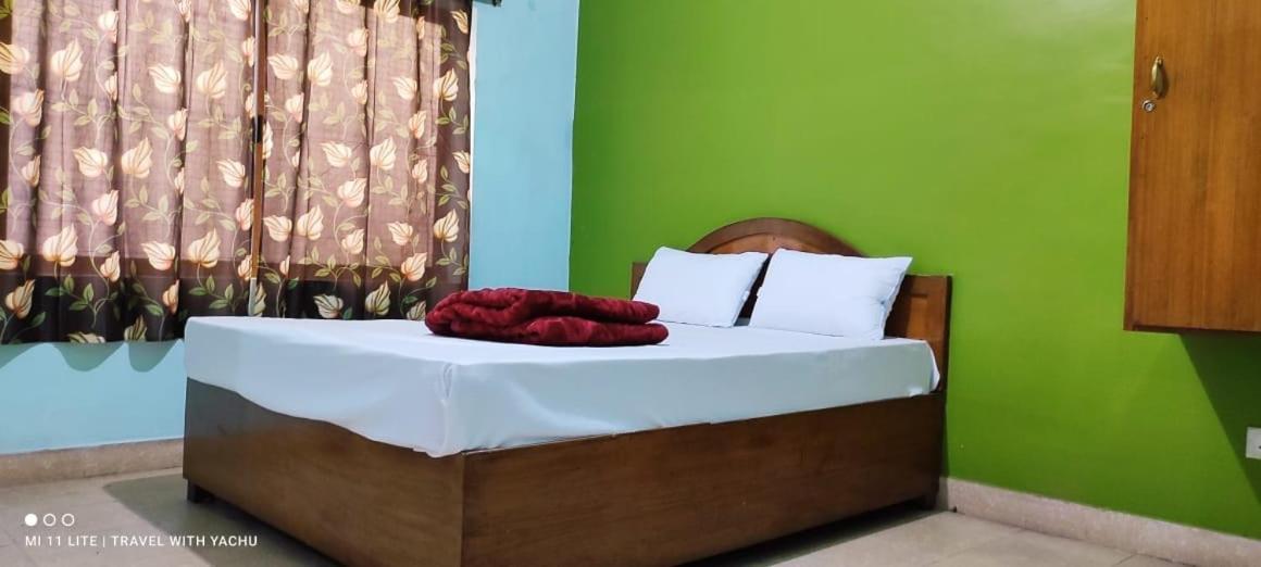 Hotel Nakshatra ウーティ エクステリア 写真
