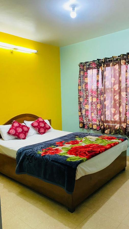 Hotel Nakshatra ウーティ エクステリア 写真