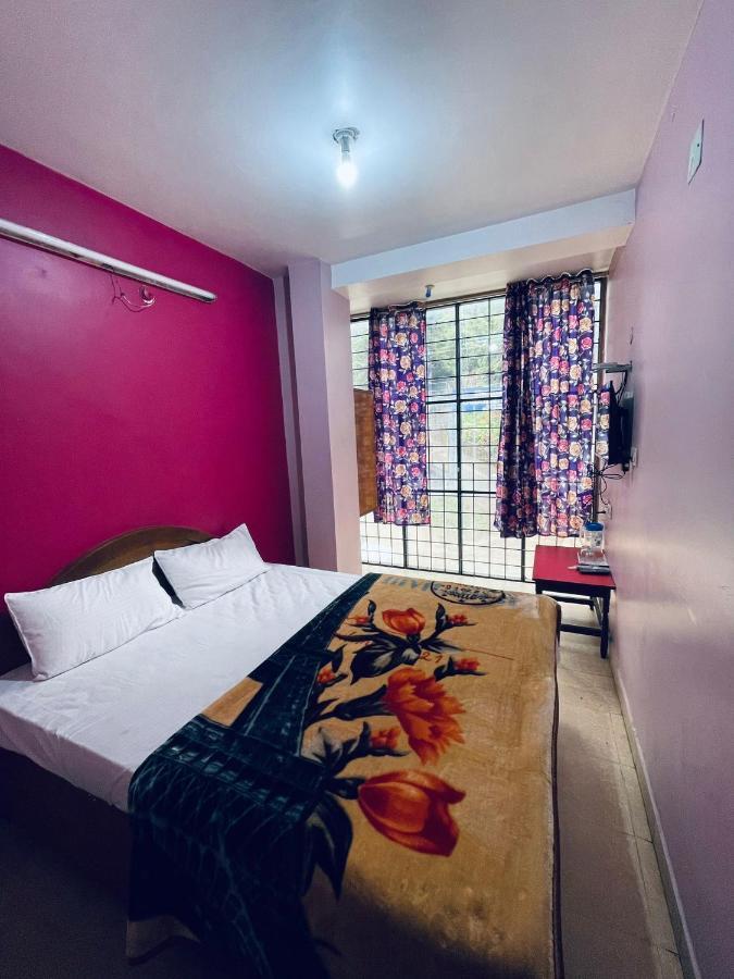 Hotel Nakshatra ウーティ エクステリア 写真