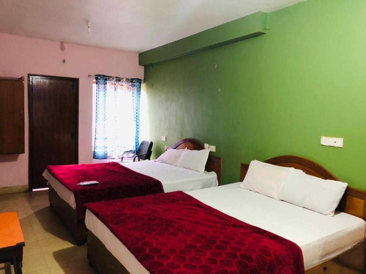 Hotel Nakshatra ウーティ エクステリア 写真