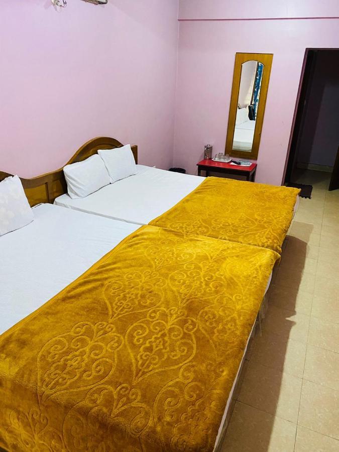 Hotel Nakshatra ウーティ エクステリア 写真