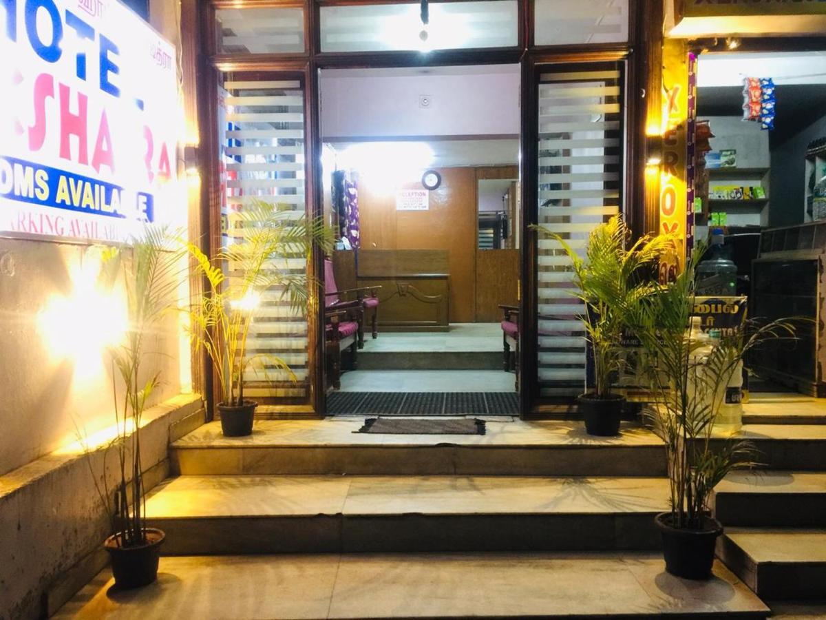 Hotel Nakshatra ウーティ エクステリア 写真