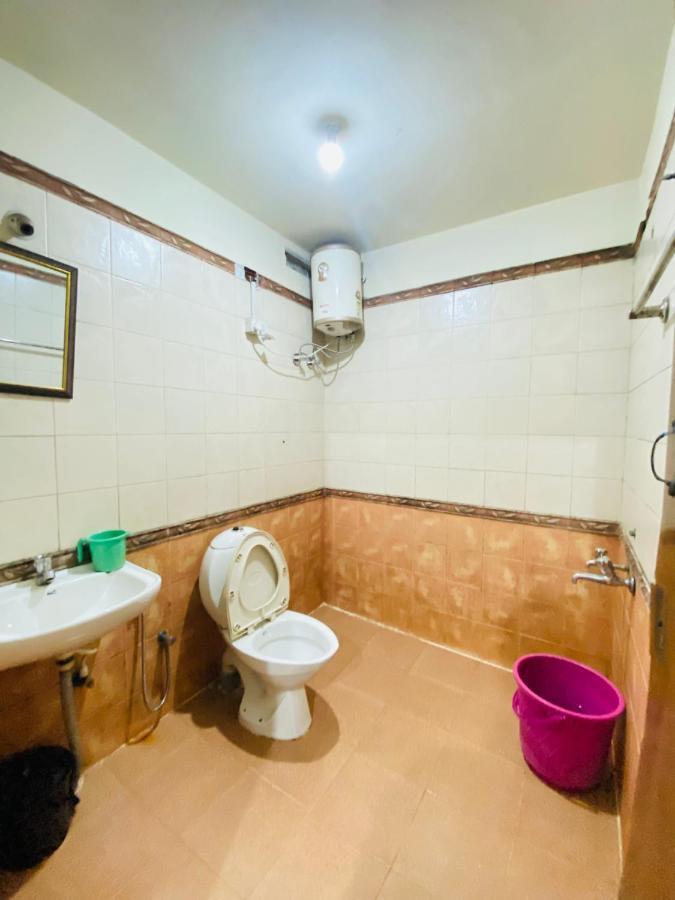 Hotel Nakshatra ウーティ エクステリア 写真