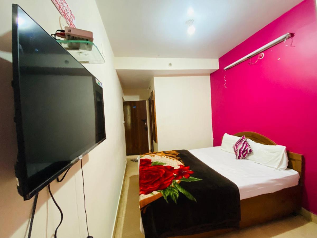 Hotel Nakshatra ウーティ エクステリア 写真